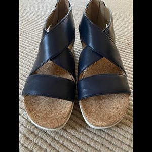 Adrienne Vittadini Claud Cork Bed Strap